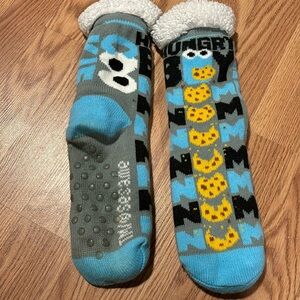 Sesame Street Cookie Monster warm fuzzy slipper socks. Size 7-10